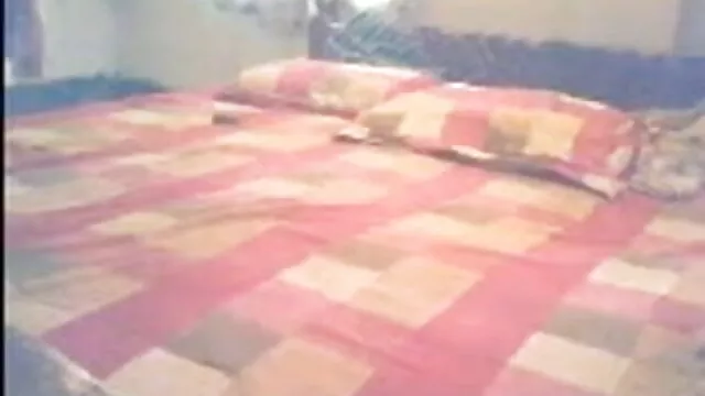 युवा वैश्यालय-Dayana Komil-युवा और ग्राहक कनेक्शन भाड़ में सेक्सी फिल्म वीडियो फुल मूवी जाओ