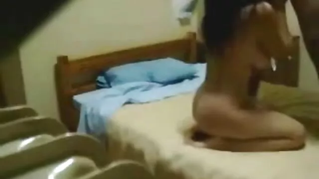वर्चस्व सेक्सी मूवी बीपी वीडियो में गांठदार भूत लड़कियों