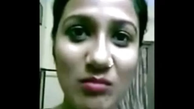 कैम पर तीन बेब चूसने डिक खिलौने सेक्सी मूवी जानवरों की