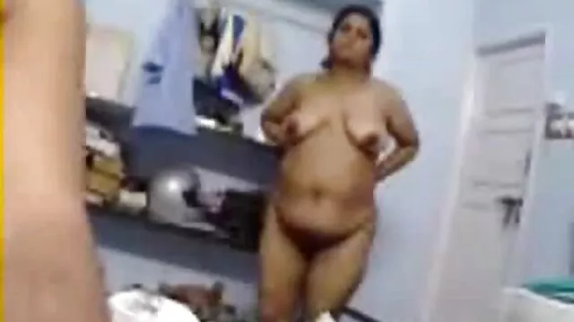 Yanks और साउथ की मूवी सेक्सी Verronica Makeout