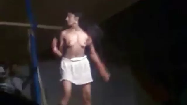 प्यारा रेबेका अच्छा सनी लियोन के वीडियो सेक्सी मूवी बनाता है