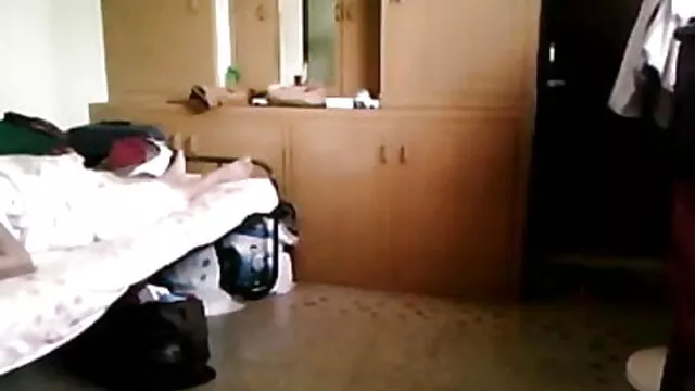 सीधे युवा डिनो डिक चूसने जंगली जानवरों की सेक्सी मूवी