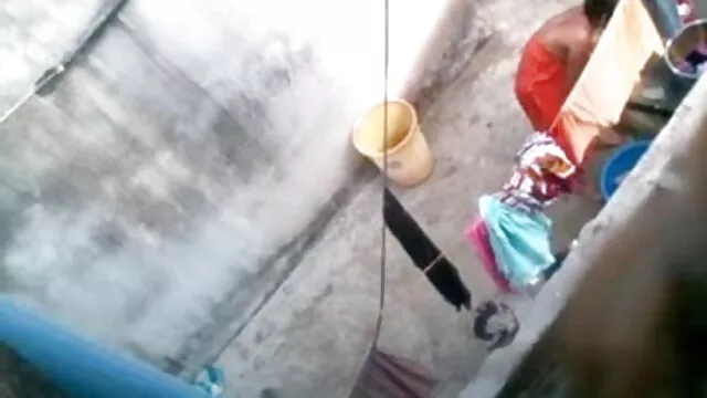 एक सींग का बना सेक्सी इंडियन मूवी जंगल में