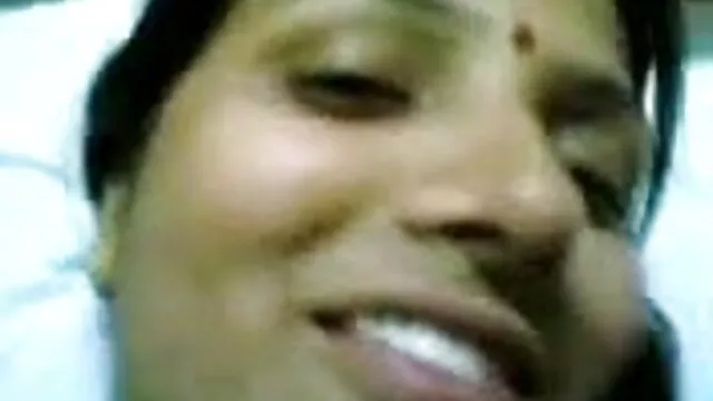 तेल से सना हुआ उसे सही थाई लूट तो उसे लड़कियों की सेक्सी मूवी मुश्किल