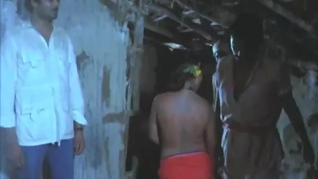 श्यामला एशियाई बेब पाकिस्तानी सेक्सी मूवी कटाना बुत कमबख्त के साथ गुप्त प्रेमी