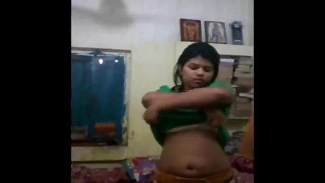 शरारती में सेक्सी मूवी इंडियन हिंदी