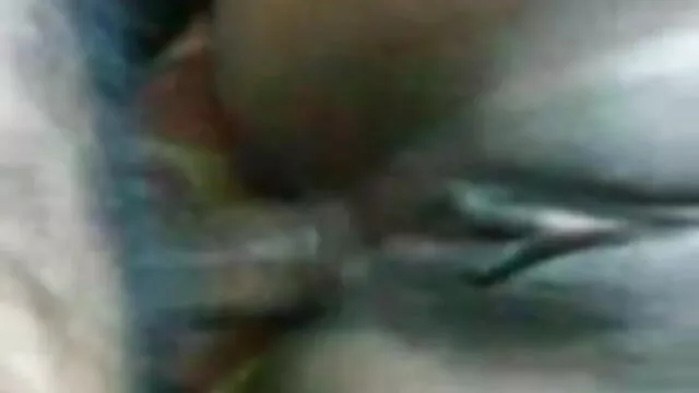 उसके कमरे में चारों ओर झांक मारवाड़ी में सेक्स मूवी पकड़ा