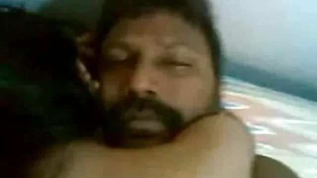 सींग का बना हुआ श्यामला चलने पर दो बार पेशाब करने की जरूरत हिंदी मूवी सेक्सी वीडियो है