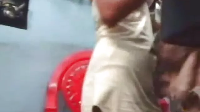 शौकिया सीधे लड़का पाउली सिर देता भोजपुरी सेक्स वीडियो मूवी है