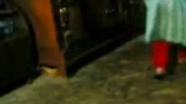 कामुक मुर्गा चूसने के साथ रूसी बेब मूवी सेक्सी