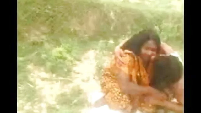 सुनहरे बालों वाली श्यामला छूत लेस्बियन चाटो पर्नस्टार इंग्लिश सेक्सी मूवी ब्लू