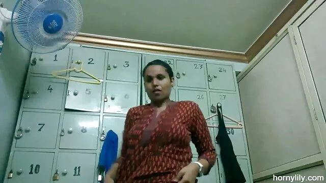 सींग का बना हुआ अंग्रेजी सेक्सी मूवी एचडी बंधक