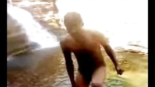 सेक्सी व्यापारी हंक एकल पैर की फिल्म सेक्सी फुल एचडी मालिश और पैर की अंगुली खेलने