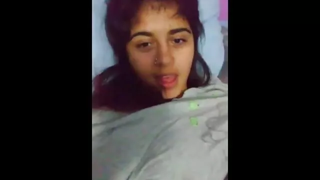 किशोरों की सेक्सी मूवी हिंदी फुल मूवी लड़की Suzuka और उसकी पहली