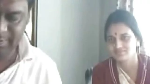 फिसलन री सह गूगल सेक्सी मूवी के साथ खेल आनंद मिलता है